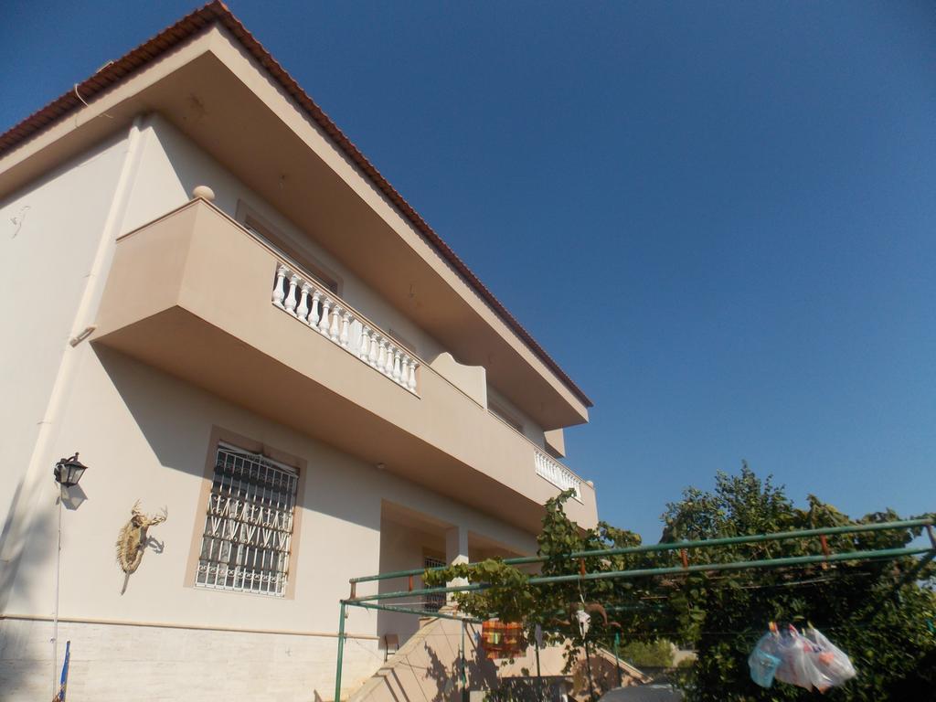 Guest House Vila Bega Sarandë 外观 照片
