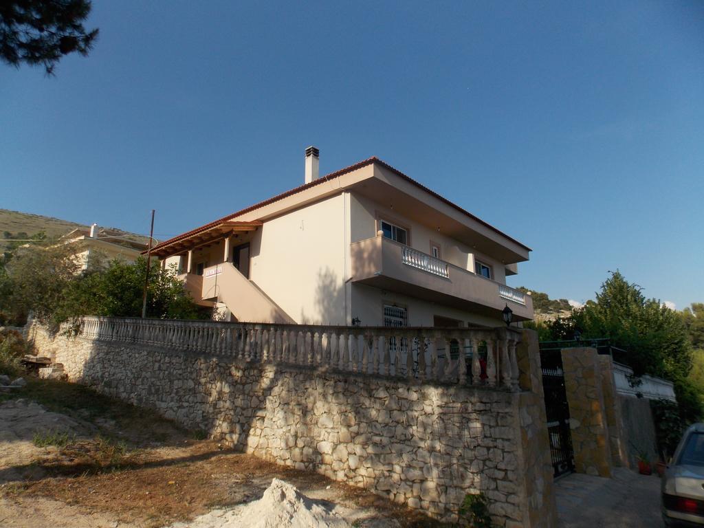 Guest House Vila Bega Sarandë 外观 照片