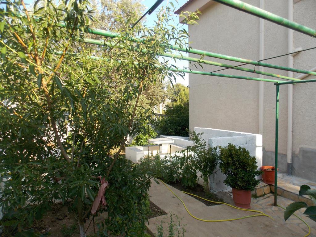 Guest House Vila Bega Sarandë 外观 照片