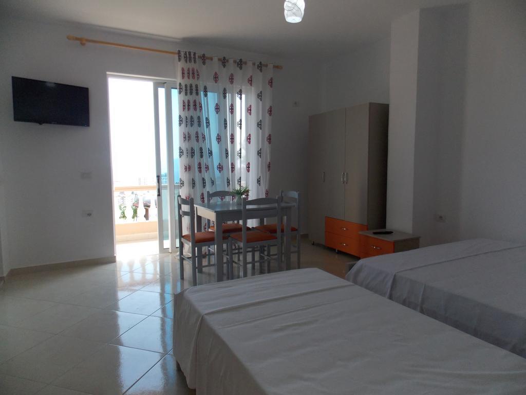 Guest House Vila Bega Sarandë 外观 照片