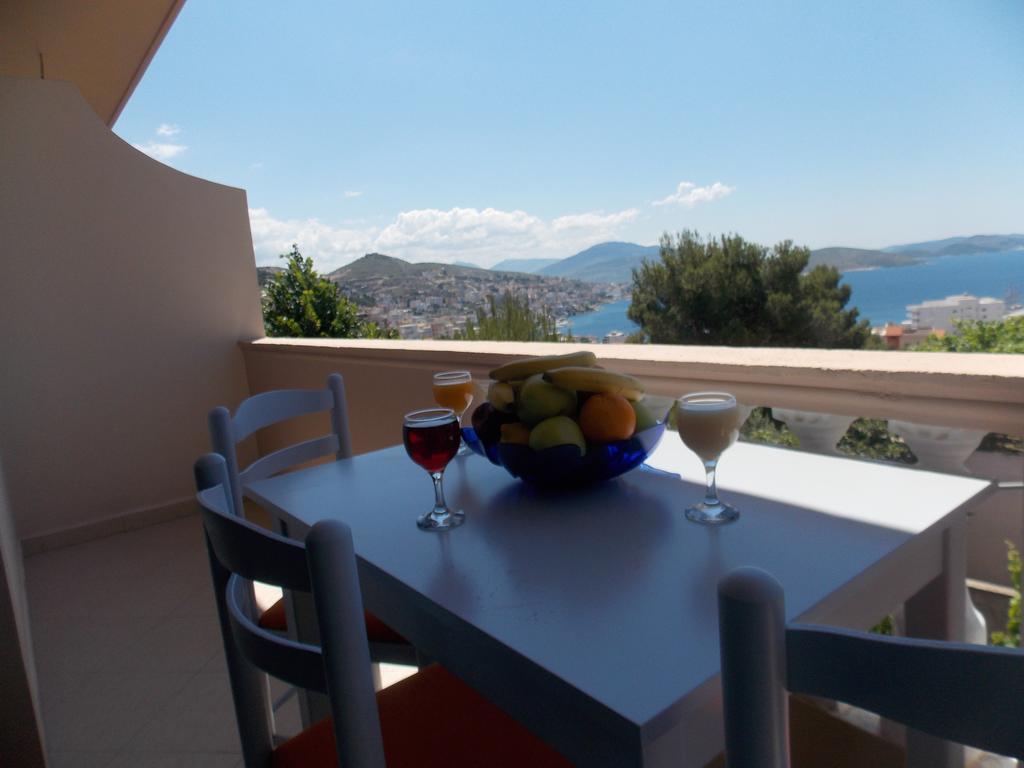 Guest House Vila Bega Sarandë 外观 照片