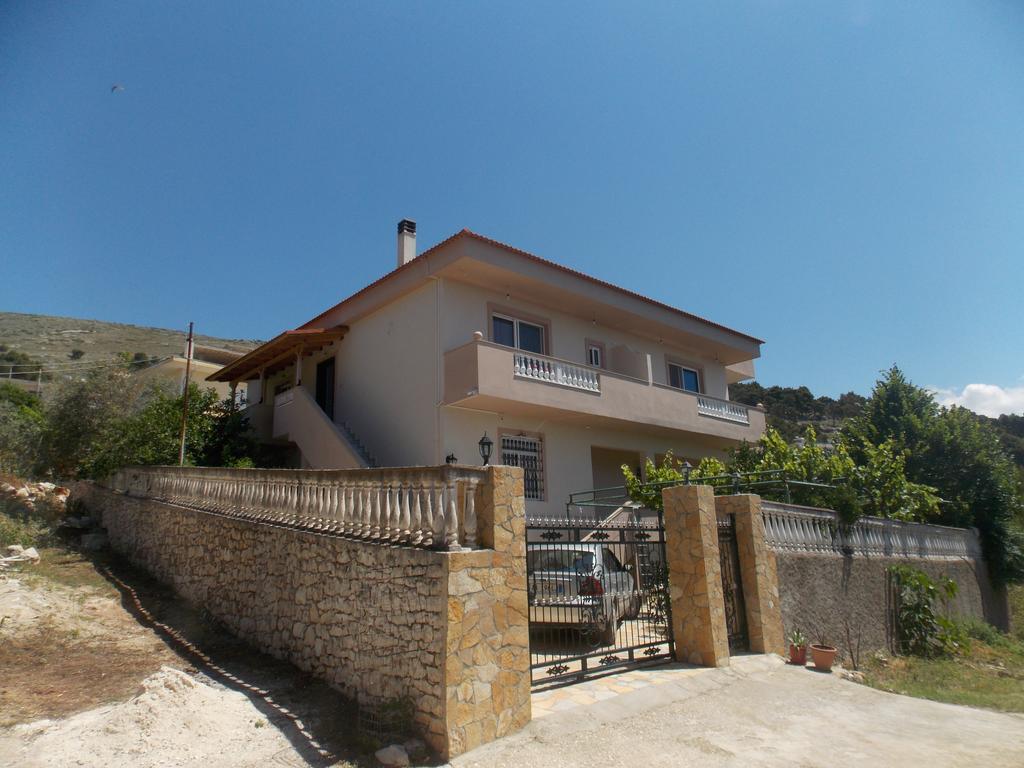 Guest House Vila Bega Sarandë 外观 照片