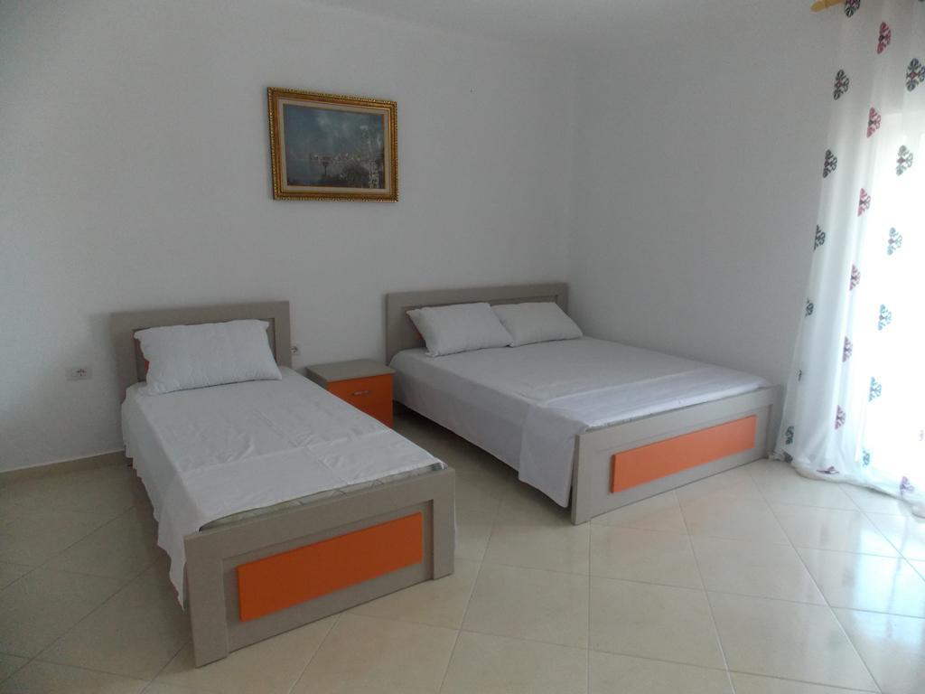 Guest House Vila Bega Sarandë 外观 照片
